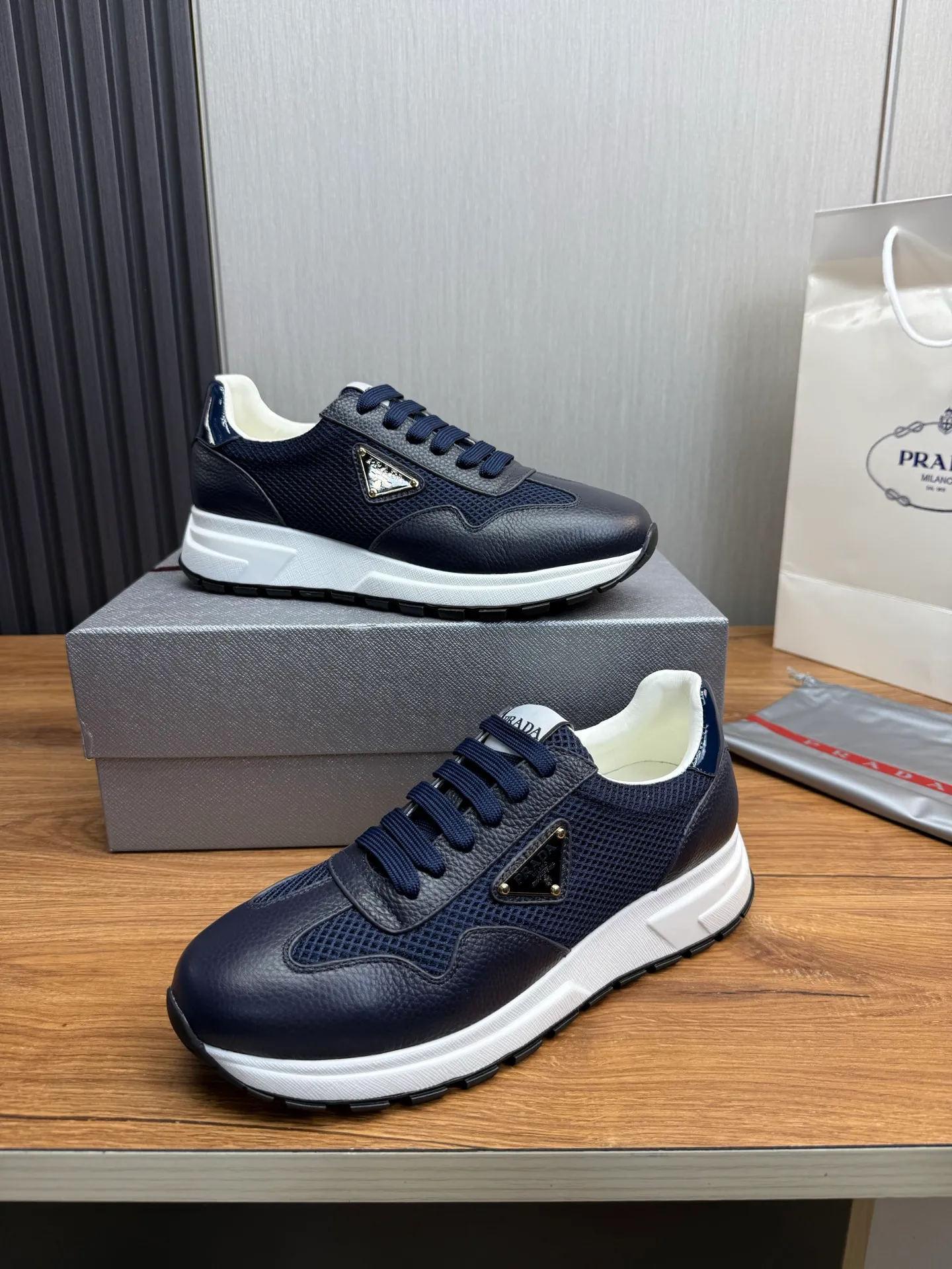 Men's shoes 💰560💰 [PRADA] Men's shoes are popular in the counter, official website is synchronized, 1 high-quality shipment ✔️Original cowhide mesh + cowhide lining, 1🆚1 replica, original sole, 38-45 (45 customized, non-refundable)